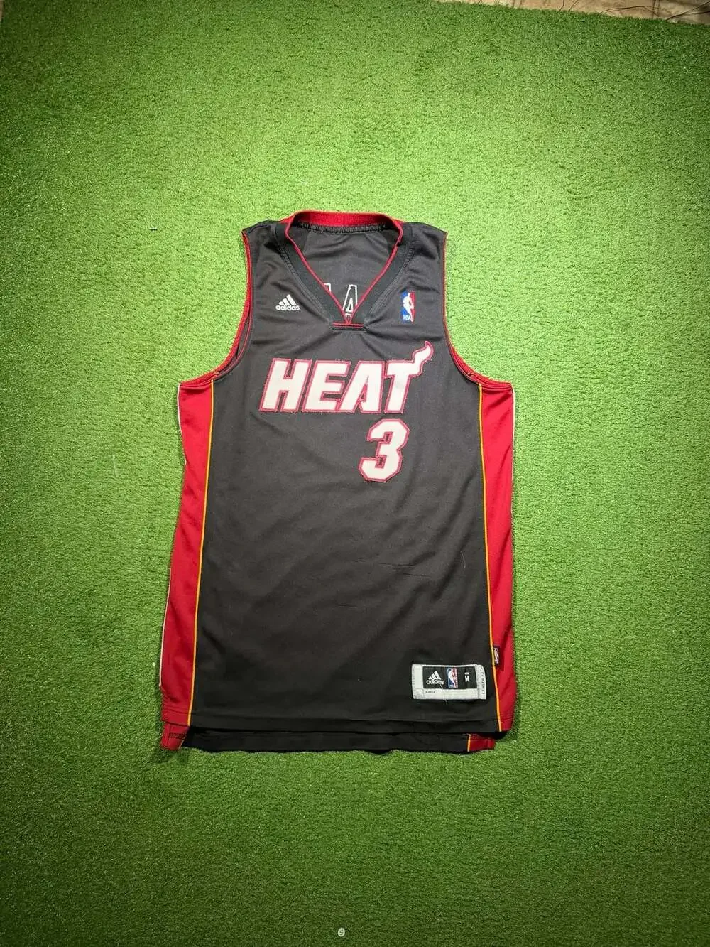 Adidas Dwyane Wade Miami Heat #3 Black Swingman NBA Jersey Men's Medium